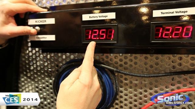 OFC vs CCA Wire Demonstration Test | Kicker @ CES 2014 смотреть онлайн
