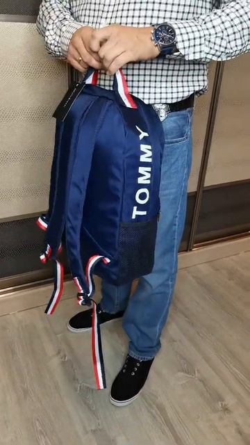 Рюкзак мужской Tommy Hilfiger смотреть онлайн