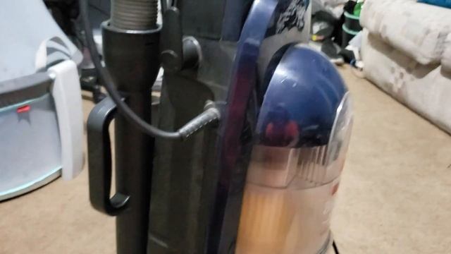 Bissell CleanView PowerTrak Plus In-Depth Vacuum Review (3593-3) смотреть онлайн