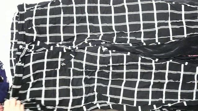 Мешок № 5307. Брюки женские Гавайки Австрия. Арт 3130. Вес 10 кг. Кол-во 42 шт. смотреть онлайн