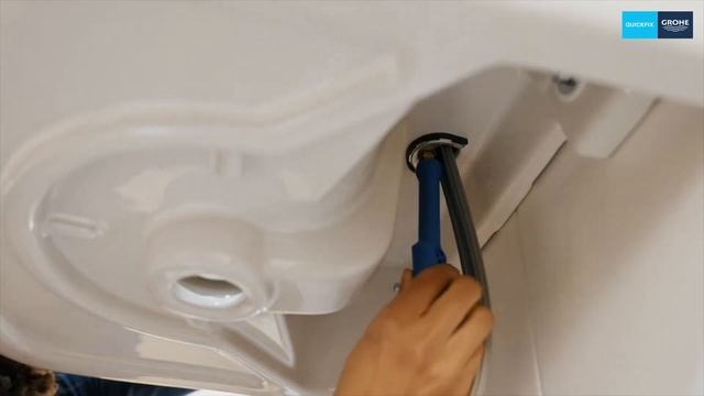 Как установить смеситель для раковины GROHE QuickFix с нажимным донным клапаном смотреть онлайн