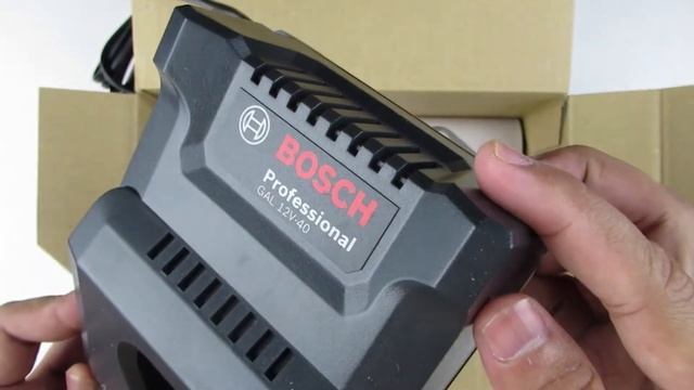 Bosch Charger GAL 12V-40 (12V / 10.8V) - Pengisi Daya