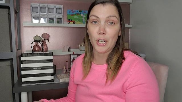 Affordable Holiday Gift Ideas смотреть онлайн