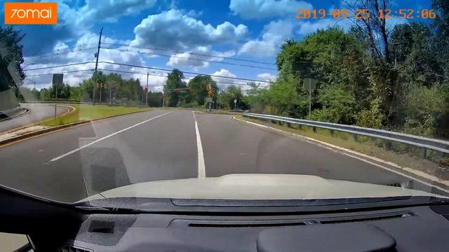 70mai Smart Dash Cam Pro. Day смотреть онлайн
