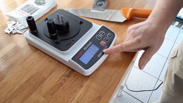 Tormek CW-220 Composite Wheel – Part 2: use in knife sharpening смотреть онлайн