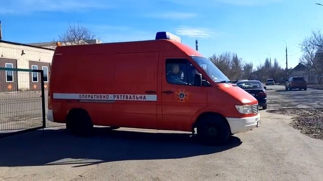 Оперативно-спасательный автомобиль на базе Mercedes 🚒🔥🚨 21.02.22 смотреть онлайн
