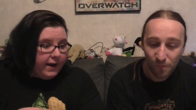 Fey und Tiggi probieren #6 Crunchips WOW The Terrifying Jalapeno and Cream Cheese Inferno смотреть онлайн