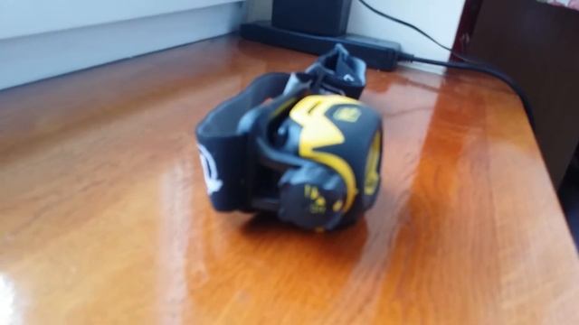 Petzl, Pixa 3, Headlamp.  Latarka Czołowa