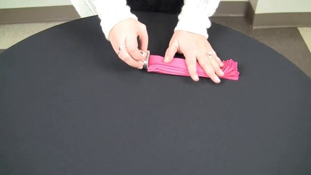 How to make fan fold napkin. смотреть онлайн