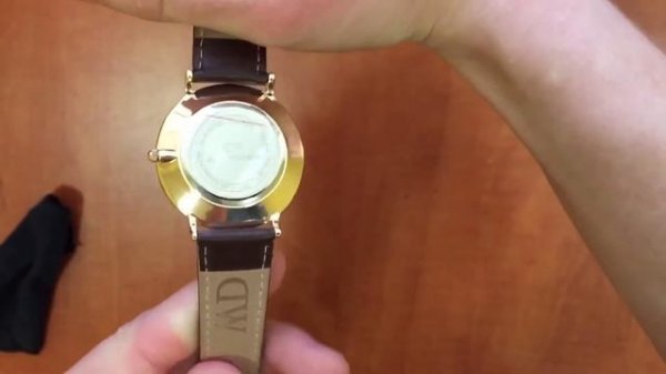 Распаковка, обзор и сравнение часов replica Daniel Wellington с AliExpress