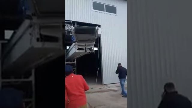 Ленточный транспортер телескопический для загрузки мешков в автотранспорт #3 смотреть онлайн