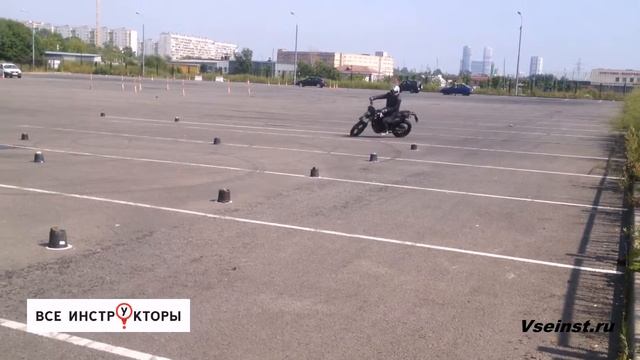 Категория А Змейка слалом. crazy moto. 疯狂的摩托 смотреть онлайн