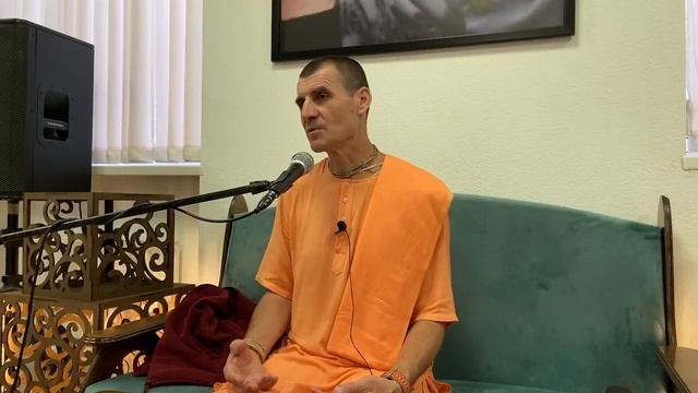Лекция по «Бхагавад-гите», 11.1, г. Санкт-Петербург (Гаура), Вальмики дас, 29.04.2024 г. смотреть онлайн