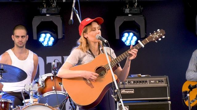 Freya Josephine Hollick live at Groundwater July 2019. смотреть онлайн