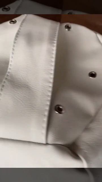 Белое кресло мешок смотреть онлайн