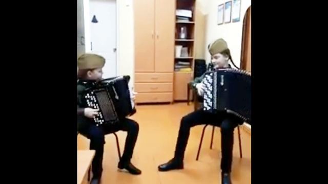 А.Новиков "Смуглянка" Дуэт баянисток Анастасия Попова и Элина Хабирова Башкортостан