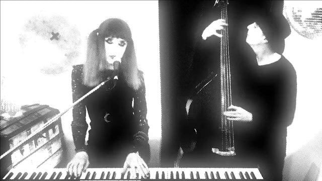 Raf and O as The Kick Inside - 'Babooshka' by Kate Bush Live on The Tour Online - 27 03 2021 смотреть онлайн