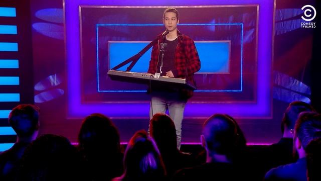 Huge Davies' Sinister Ice Cream Van Music | Comedy Central At The Comedy Store смотреть онлайн