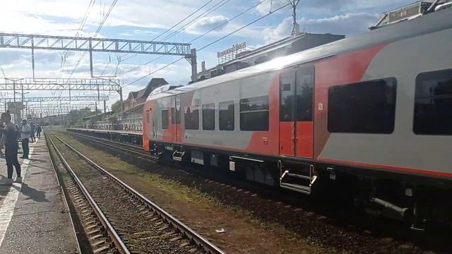 Скоростной электропоезд"Ласточка-Премиум" ЭС1П-035 №731«Нижний-Новгород-Москва». смотреть онлайн