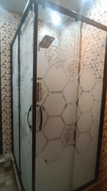 ДУШЕВАЯ КАБИНА смотреть онлайн