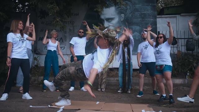 Децл A.k.a. Le Truk – Быть свободным смотреть онлайн