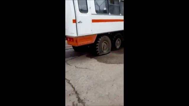 Жители Свободного прокололи колеса приезжим рабочим смотреть онлайн