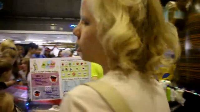 Тайское мороженое Mr IceRoll в ЭКСПО смотреть онлайн