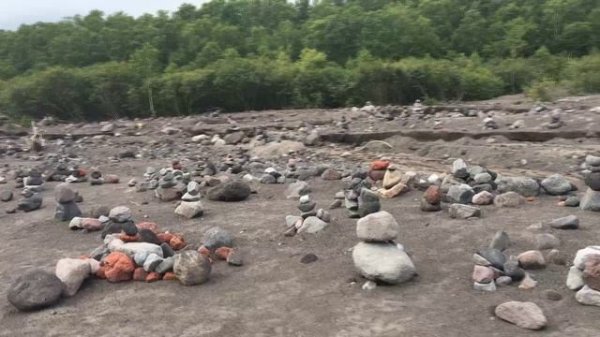 Авачинский перевал (Экструзия Верблюд)

https://kam.travel/