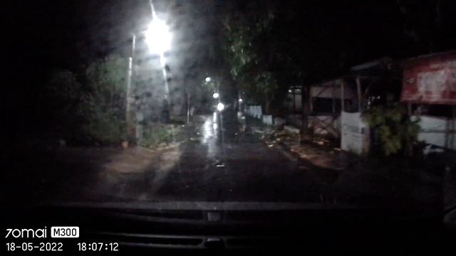 Tes Lampu LED Mini Projector LED Duromoto M2 Saat Hujan dan Berkabut смотреть онлайн