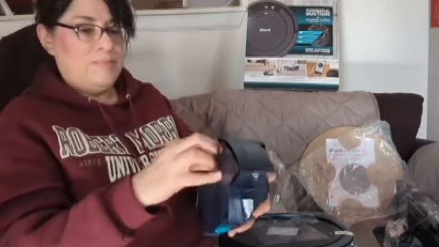 UNBOXING Shark Ion Robovac (RV765) and REVIEW / 2 Hours of Run Time / Target смотреть онлайн