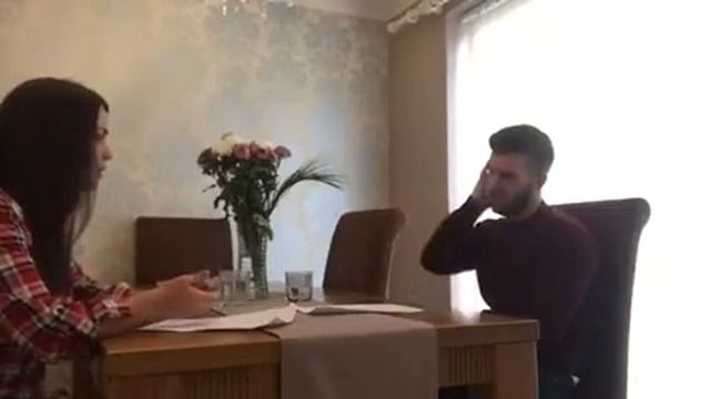Sara Lambert - Performance review смотреть онлайн
