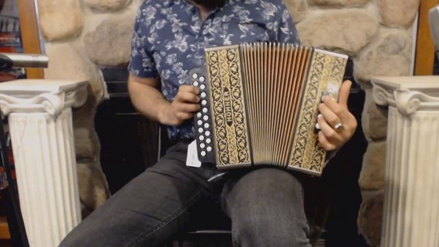 3072 - Hohner Pokerwork Diatonic Button Accordion C F 21 8 MM $699 смотреть онлайн