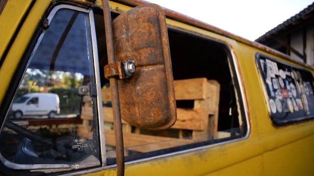 Volkswagen Duo - Kombi y Escarabajo смотреть онлайн