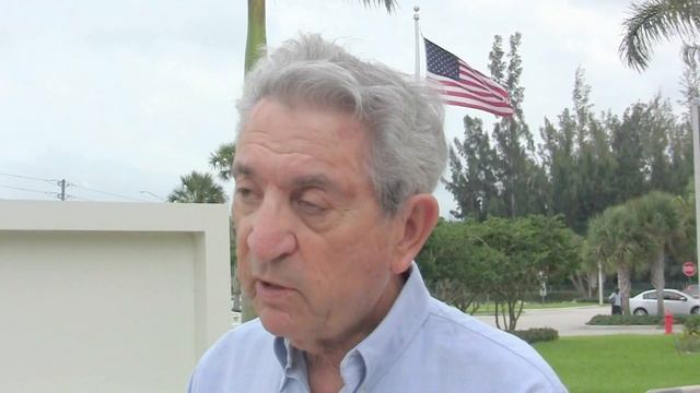 "Obama not good for the Jews"- NYC school-principal Bergstein endeavors to enlighten Fla. Democrats смотреть онлайн