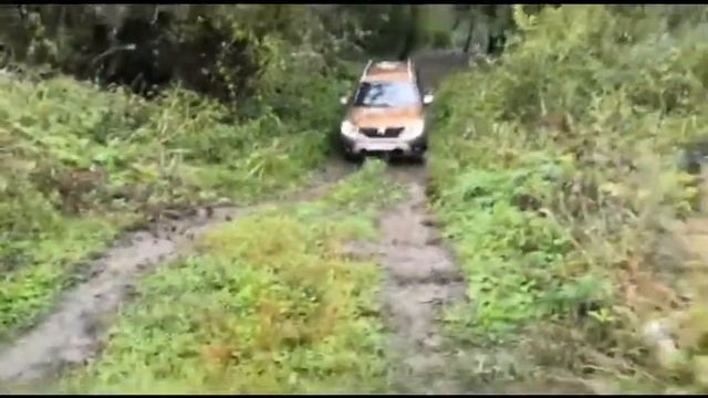 Легкое бездорожье. Дастер Duster 2.0 смотреть онлайн