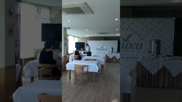 Обслуживание в обнос, заварной чай смотреть онлайн