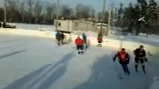 Усад хоккей.3gp смотреть онлайн