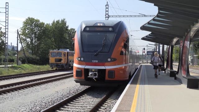 Соединение Штадлерских поездов на ст. Кейла / Coupling of Stadler EMU trains at Keila station смотреть онлайн