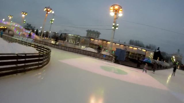 Зимний отдых, каток на ВДНХ смотреть онлайн