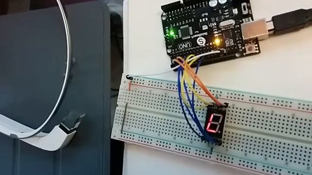 Micro Electronics Lab 2 - Arduino смотреть онлайн
