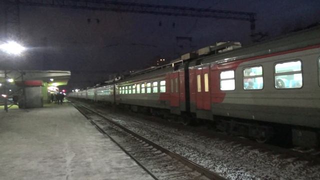 Электропоезд ЭД4М-0426 смотреть онлайн