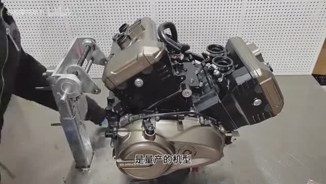 Разборка двигателя QJMotor SRV 600V смотреть онлайн