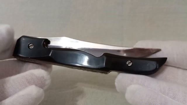 Нож с выкидным лезвием смотреть онлайн