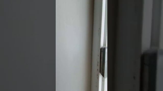 Если фурнитура не закрывает окно, как исправить и отрегулировать самому.#регулировкаокон смотреть онлайн