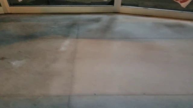 мойка покрытия "летнего" катка от клининговой кампании Ника Тайм смотреть онлайн