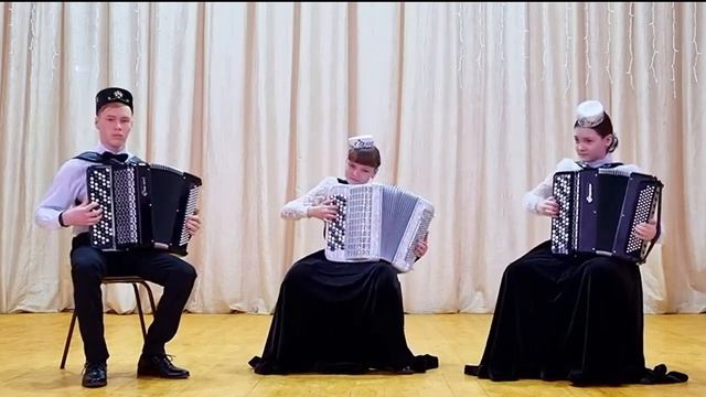 Трио баянистов "Мелодия добрых сердец" Башкирская народная мелодия"ДУСЛЫК" ("ДРУЖБА")