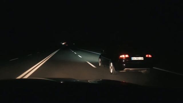 Нелегал AUDI S4 VS BMW / ДРАГ смотреть онлайн
