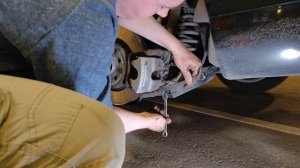 Замена задних тормозных колодок на W213 рестайлинг