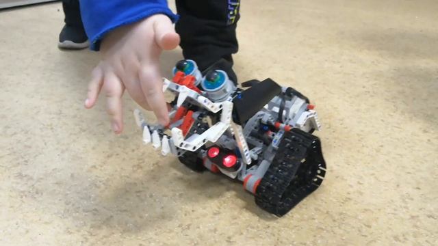 Робот Знап. lego mindstorms ev3 смотреть онлайн