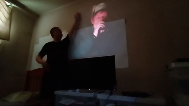 Projector project anywhere/ 70-80" / just big for my room смотреть онлайн